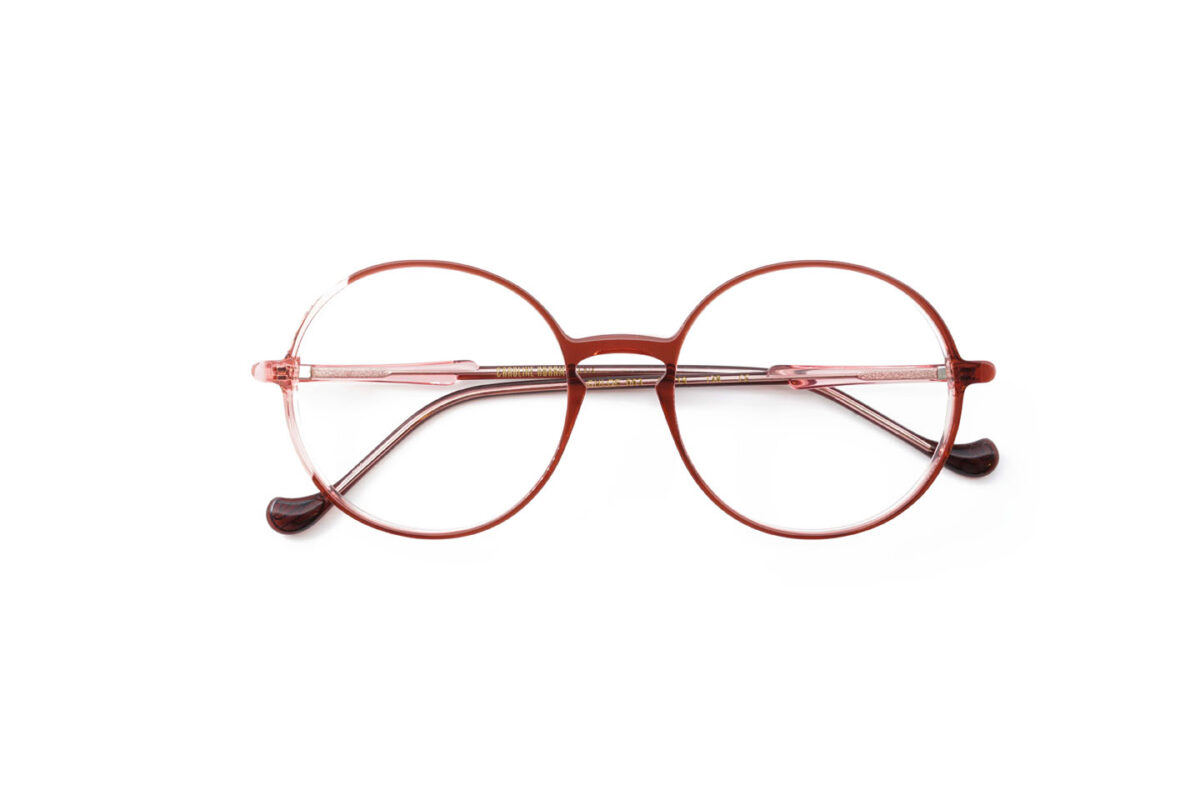 CAROLINE ABRAM CHLOE