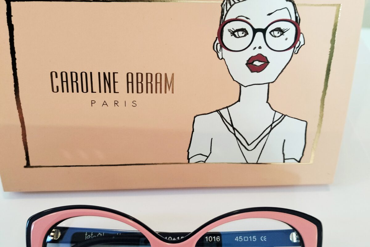 CAROLINE ABRAM 10+15