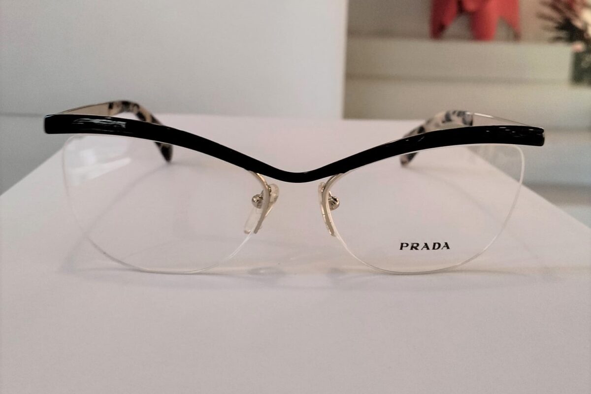 PRADA 64Q