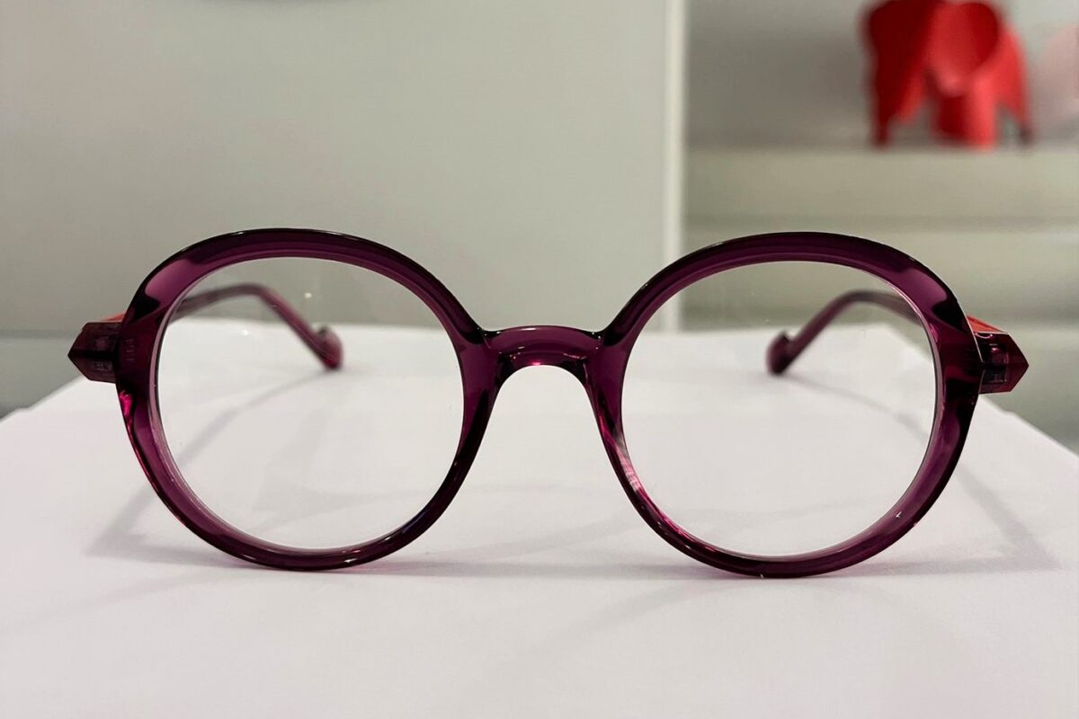 CAROLINE ABRAM MANON