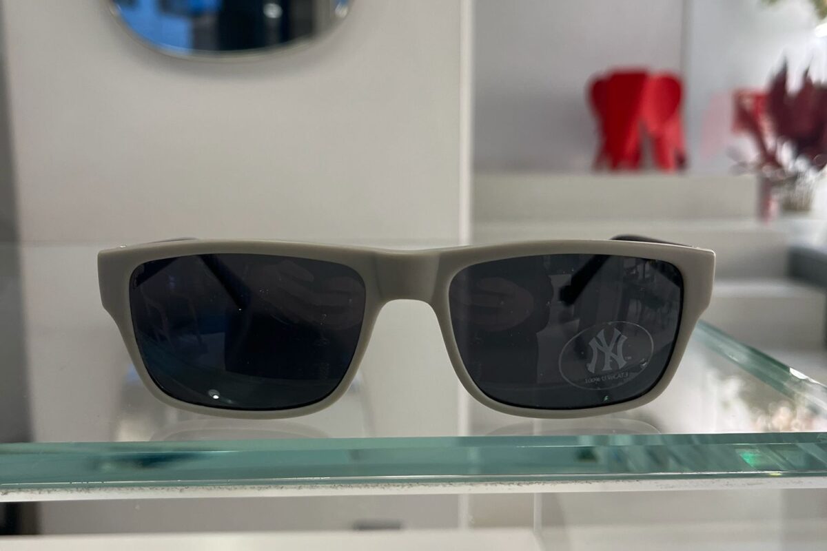 NEW YORK YANKEES IS006